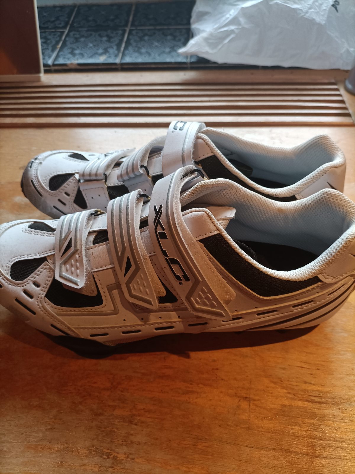 Foto 1 zu „Radschuhe“